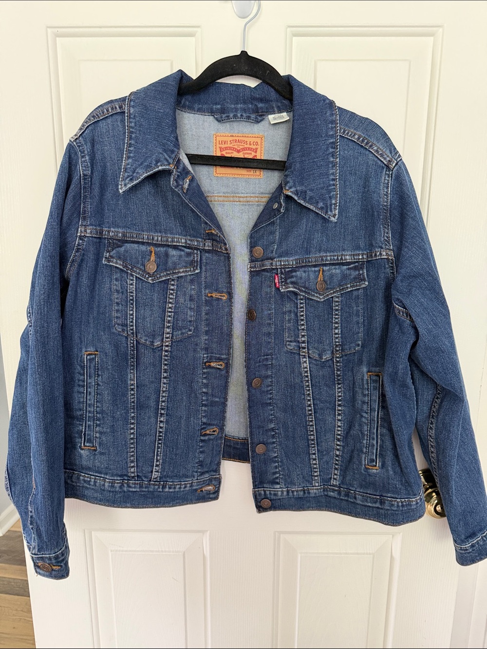 Levi's Medium Blue Denim Trucker Jacket